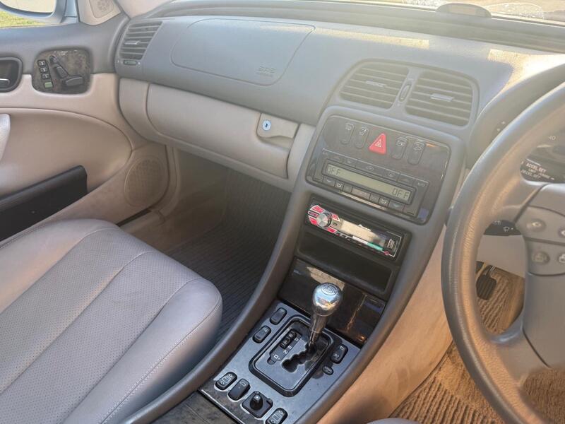 MERCEDES-BENZ CLK