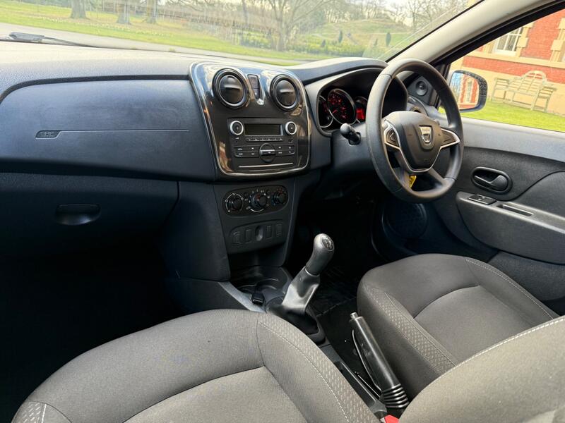 DACIA SANDERO
