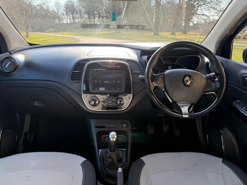 RENAULT CAPTUR